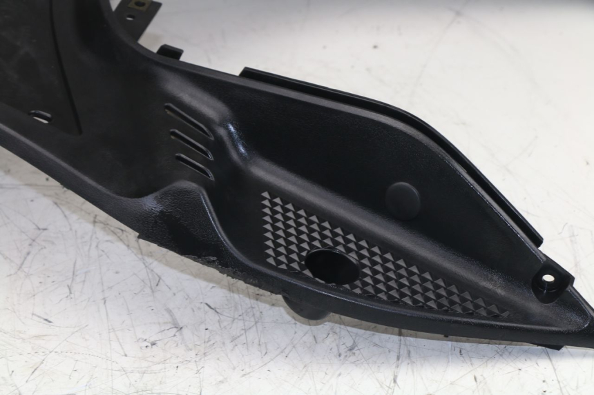 photo de MARCHE PIED YAMAHA VITY 125 (2008 - 2013)