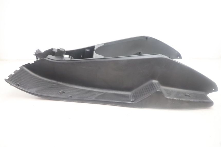 photo de MARCHE PIED YAMAHA YP MAJESTY 125 (2007 - 2010) - Autre angle de vue