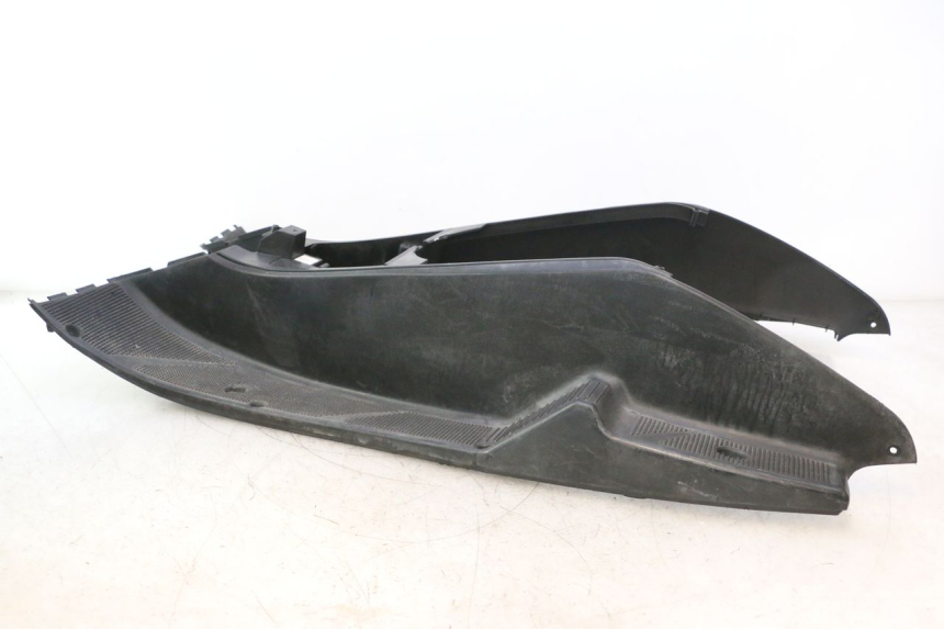 photo de MARCHE PIED YAMAHA YP MAJESTY 125 (2002 - 2006) - Marquages et références