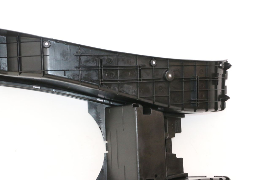 photo de MARCHE PIED YAMAHA YP MAJESTY 125 (2002 - 2006) - Marquages et références