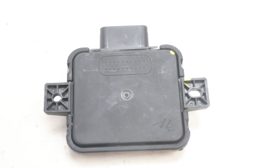 photo de MODULE D'INTERFACE PIAGGIO MP3 HPE 530 (2022 - 2026) - Points de fixation
