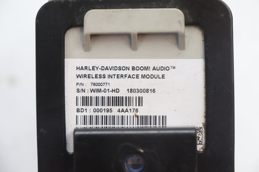 photo de MODULE D'INTERFACE HARLEY DAVIDSON ROAD GLIDE FLTRXSE 1920 (2018 - 2022) - Vue d’ensemble