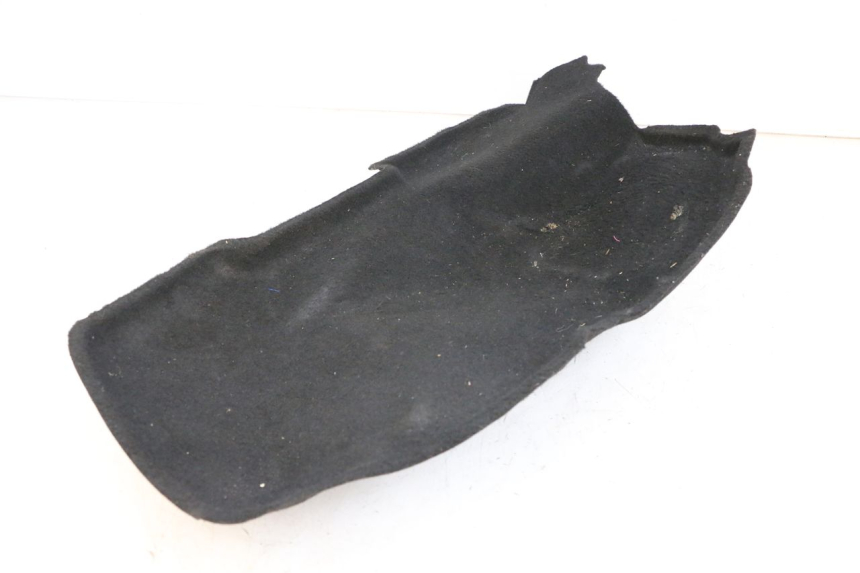 photo de MOQUETTE COFFRE PIAGGIO MP3 HPE 350 (2018 - 2020) - État de surface