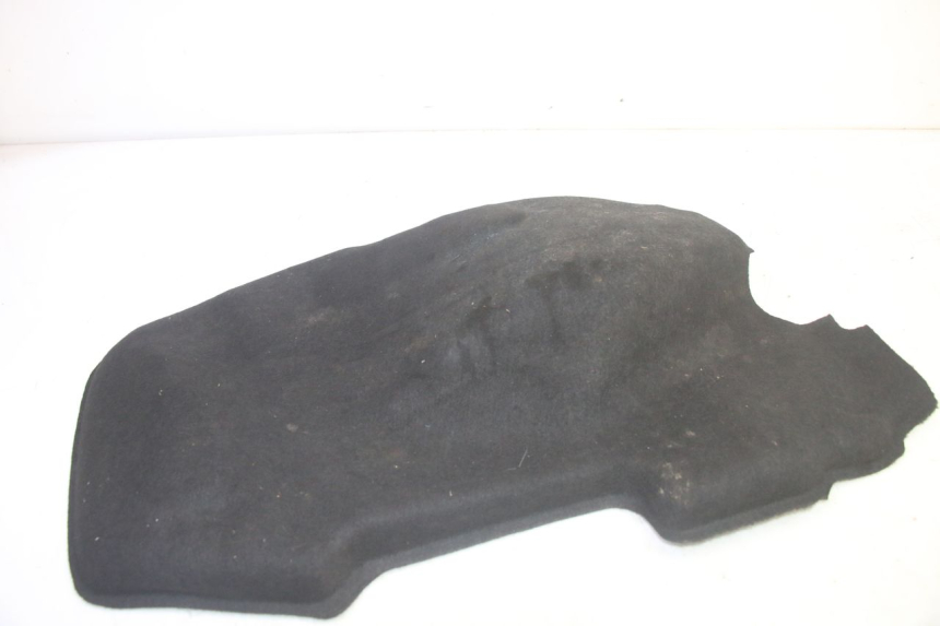 photo de MOQUETTE COFFRE PIAGGIO MP3 500 (2016 - 2018) - Zoom état d’usage