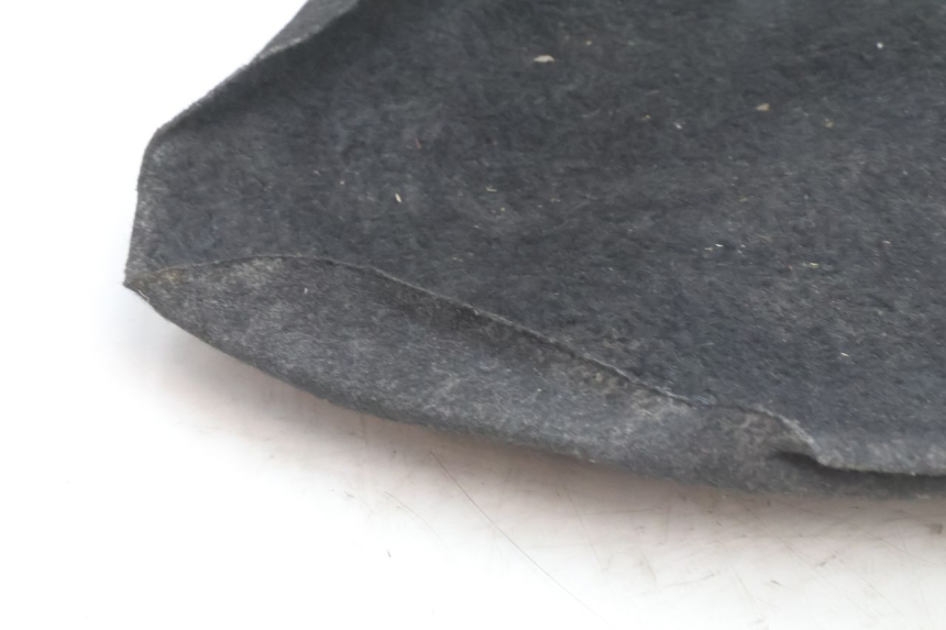 photo de MOQUETTE COFFRE PIAGGIO MP3 500 (2016 - 2018) - Autre angle de vue