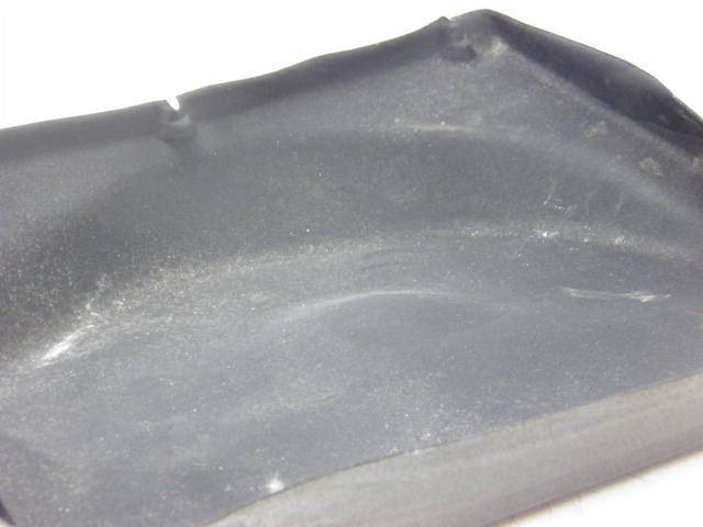 photo de TAPIS DE COFFRE PIAGGIO X9 EVOLUTION 125 (2003 - 2007)