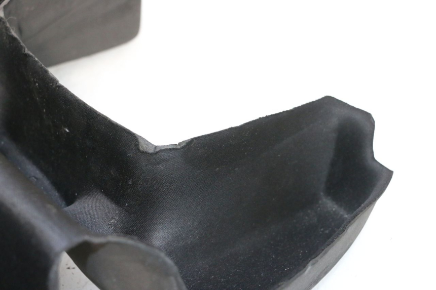 photo de MOQUETTE COFFRE PEUGEOT SATELIS COMPRESSOR K15 125 (2006 - 2009) - Vue d’ensemble