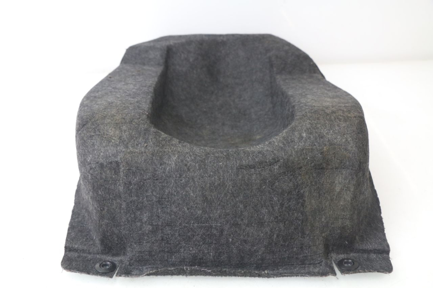 photo de TAPIS DE COFFRE SUZUKI AN BURGMAN 400 (2006 - 2010)
