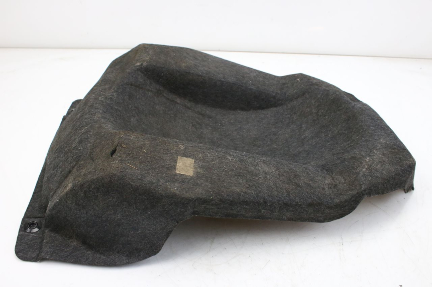 photo de TAPIS DE COFFRE SUZUKI AN BURGMAN 400 (2006 - 2010)