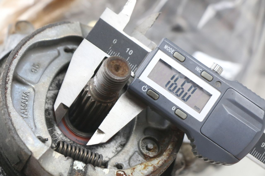 photo de MOTEUR MBK ACTIVE 80 (1991 - 1995) - Autre angle de vue