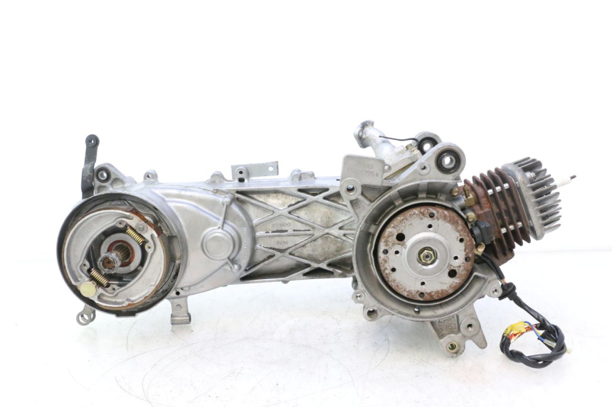 photo de MOTEUR KYMCO AGILITY CITY 2T 50 (2008 - 2016) - Gros plan technique
