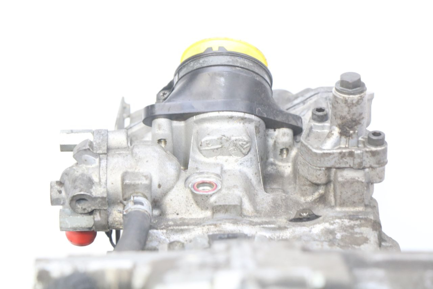 photo de MOTEUR SUZUKI AN BURGMAN 400 (2006 - 2010) - Vue rapprochée