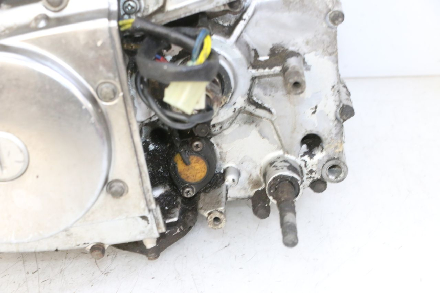 photo de MOTEUR HYOSUNG GV AQUILA 125 (2000 - 2004)