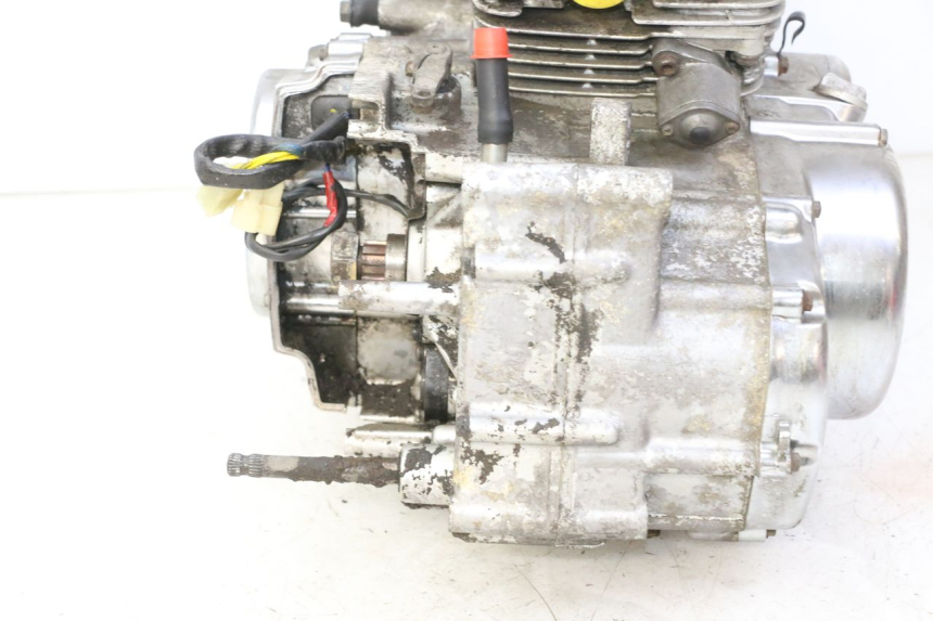 photo de MOTEUR HYOSUNG GV AQUILA 125 (2000 - 2004)