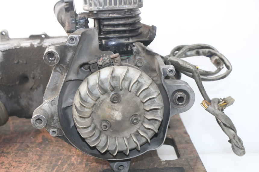 photo de MOTEUR MBK BOOSTER SPIRIT NAKED 50 (2004 - 2017) - Vue produit