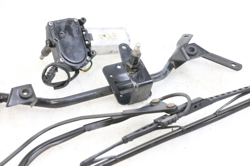 photo de MOTEUR BULLE BMW C1 125 (2000 - 2003)