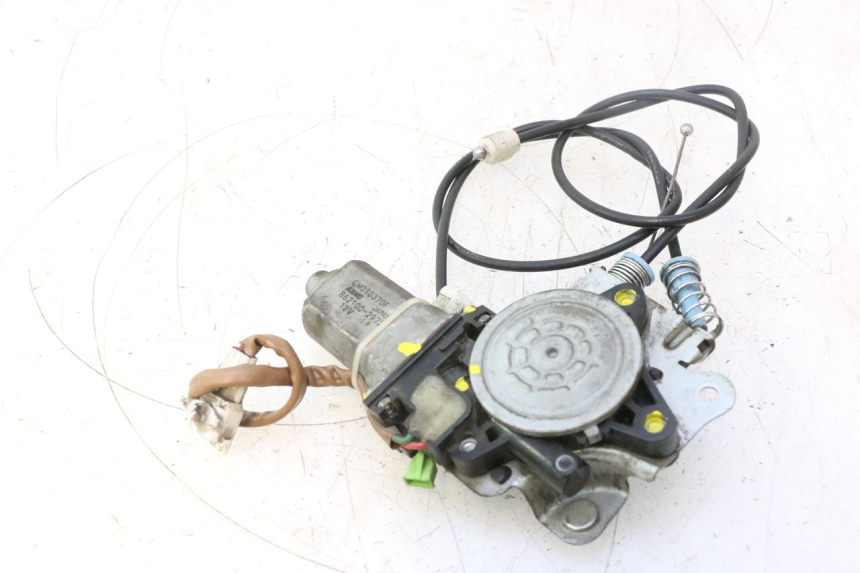 photo de MOTEUR BULLE SUZUKI BURGMAN EXECUTIVE ABS 650 (2006 - 2012) - État de surface