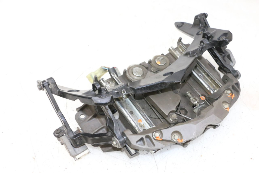 photo de MOTEUR BULLE YAMAHA FJR ABS 1300 (2006 - 2012) - Détails caractéristiques