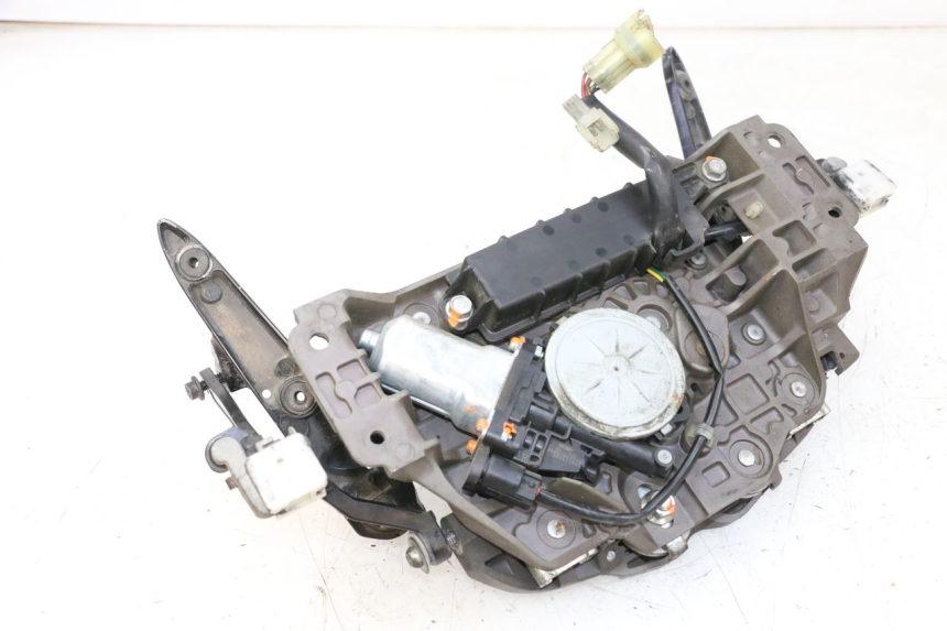 photo de MOTEUR BULLE YAMAHA FJR ABS 1300 (2006 - 2012) - État de surface