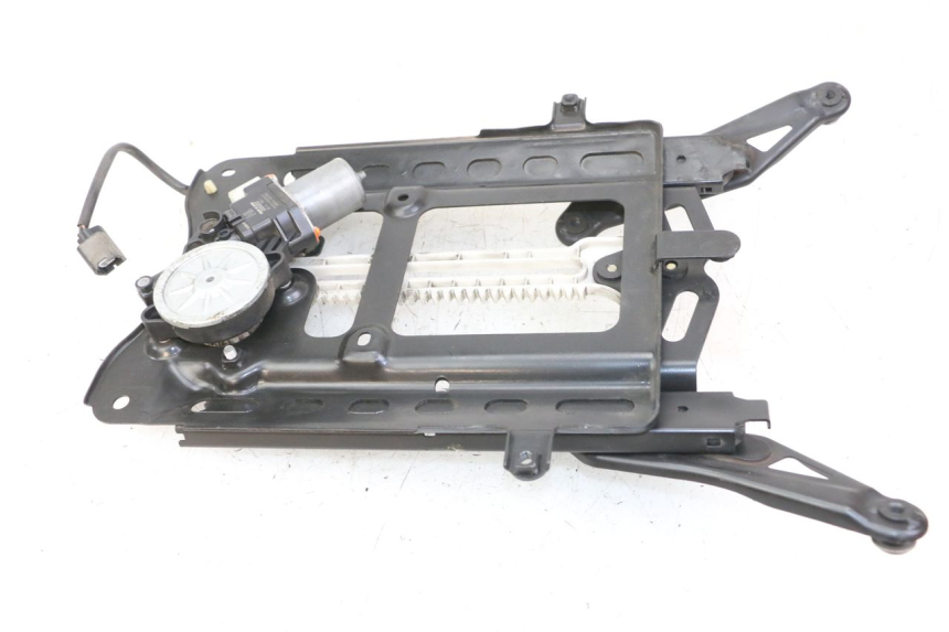 photo de MOTEUR BULLE HONDA FORZA 125 (2021 - 2025)