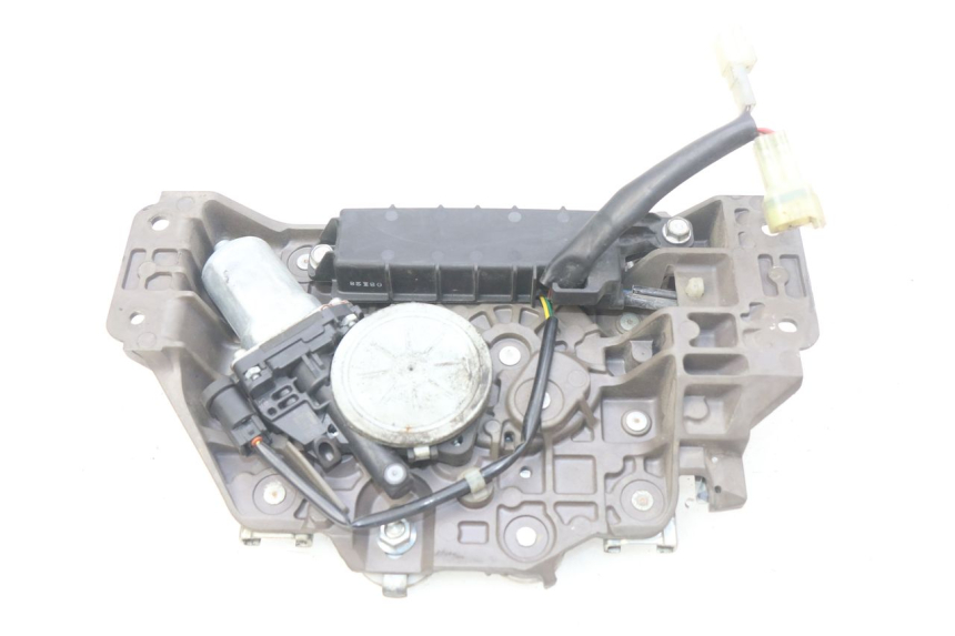 photo de MOTEUR BULLE YAMAHA FJR ABS 1300 (2006 - 2012)