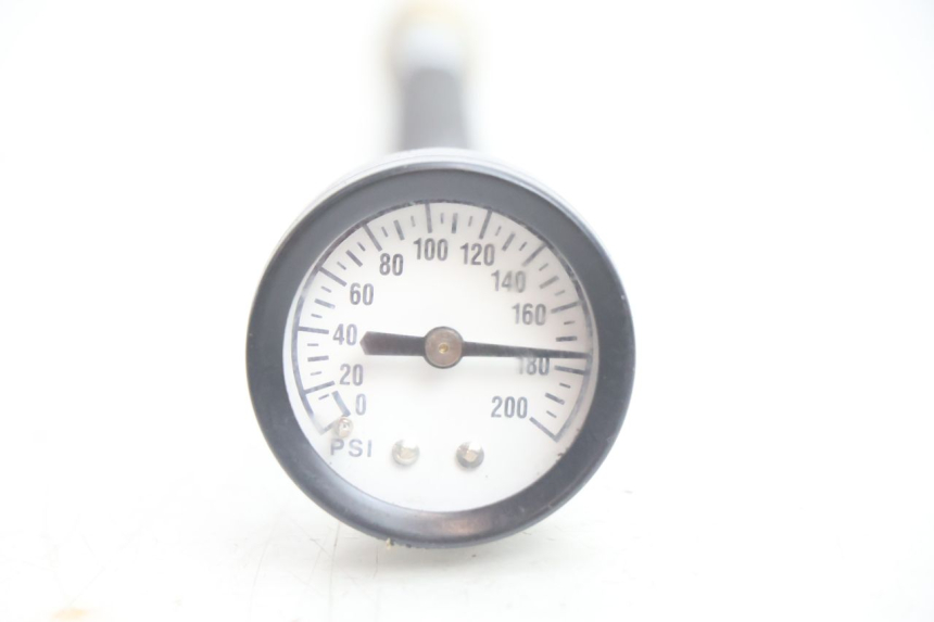 photo de MOTEUR BMW C1 125 (2000 - 2003) - Gros plan technique