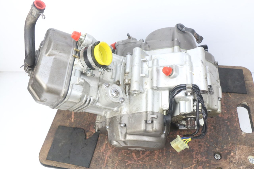 photo de MOTEUR HONDA CBR R 125 (2003 - 2006)