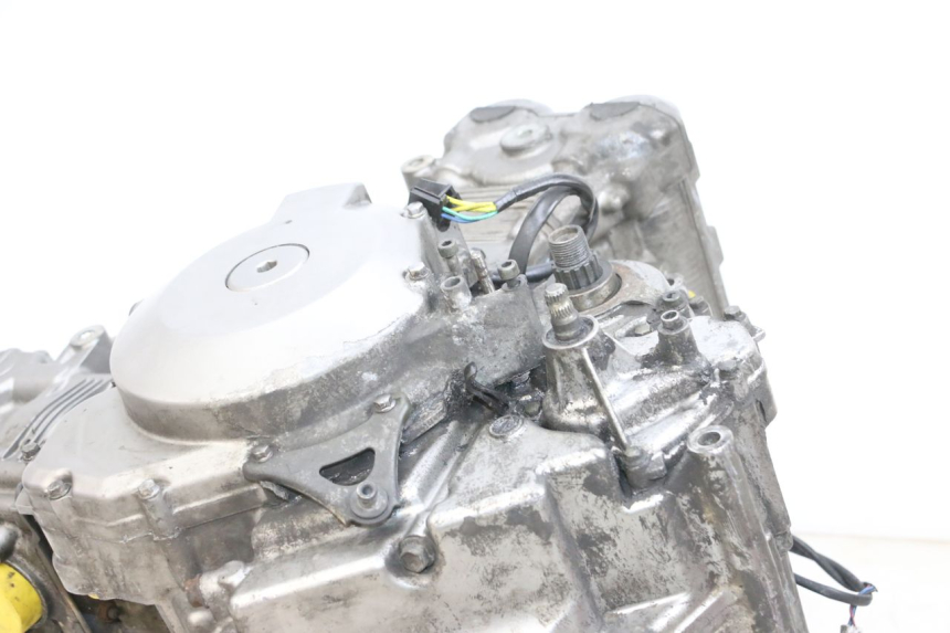 photo de MOTEUR SUZUKI DL V STROM 1000 (2002 - 2007) - Zoom état d’usage