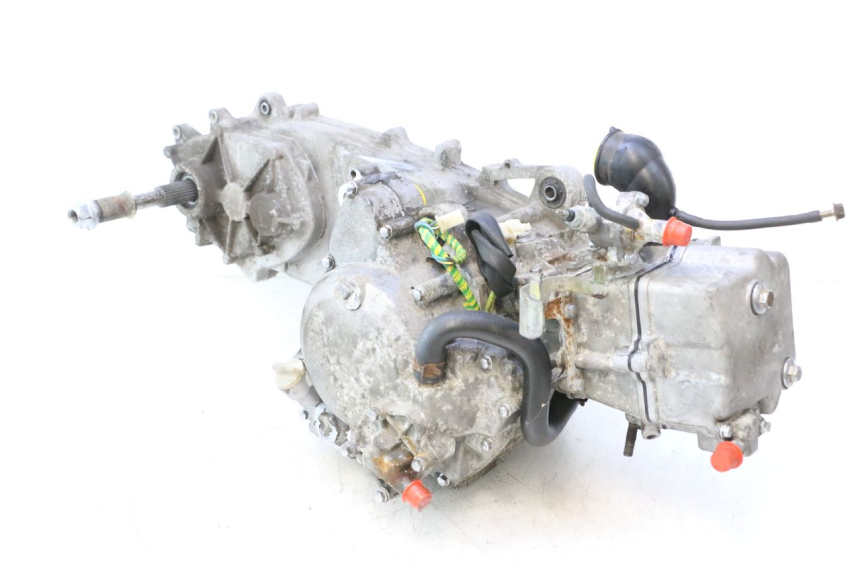 photo de MOTEUR CF MOTO E-CHARM 125 (2005 - 2008) - Gros plan technique