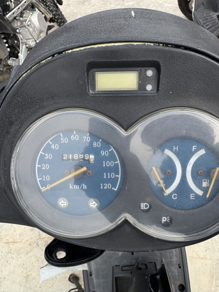 photo de MOTEUR CF MOTO E-CHARM 125 (2005 - 2008) - Autre angle de vue