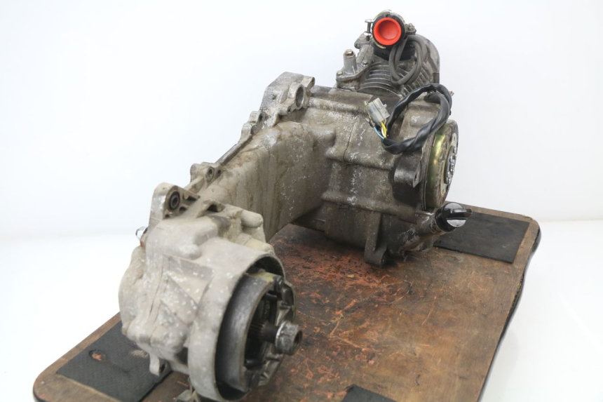 photo de MOTEUR BAOTIAN EAGLE 50 (2009 - 2011) - Gros plan technique