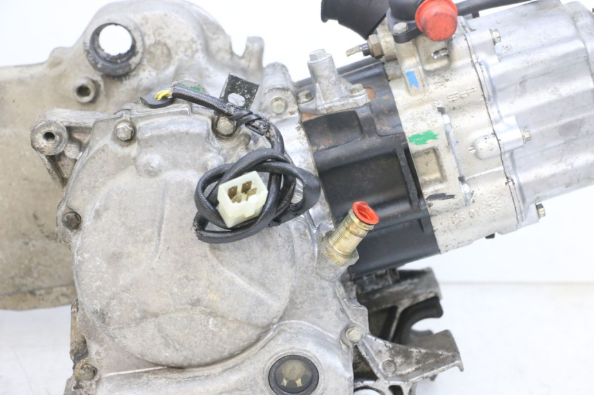 photo de MOTEUR PEUGEOT ELYSEO 125 (1999 - 2004) - Marquages et références