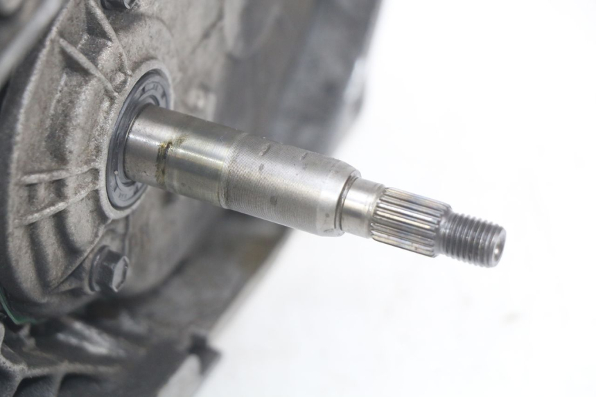 photo de MOTEUR PEUGEOT ELYSTAR 50 (2002 - 2014) - Vue rapprochée