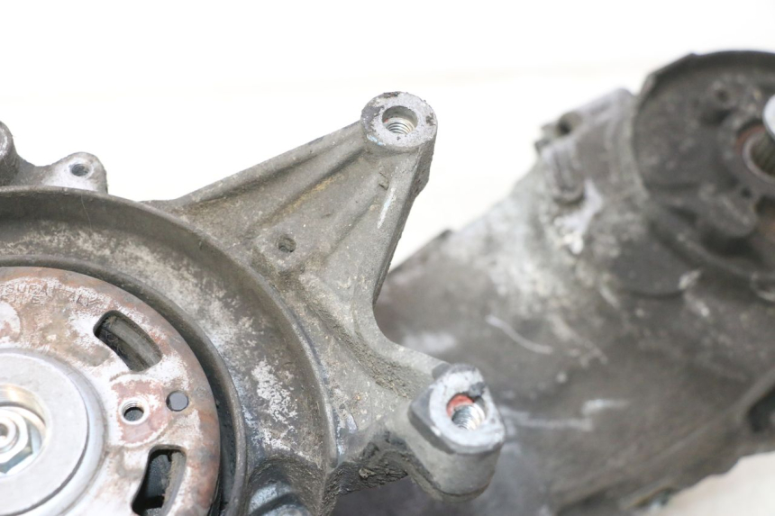 photo de MOTEUR PEUGEOT ELYSTAR 50 (2002 - 2014) - Autre angle de vue