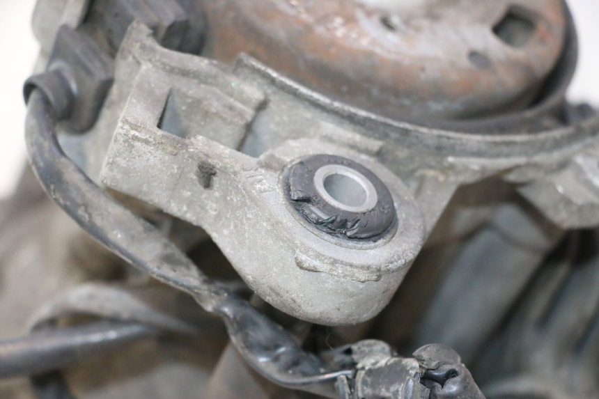 photo de MOTEUR PEUGEOT ELYSTAR 50 (2002 - 2014) - Vue d’ensemble