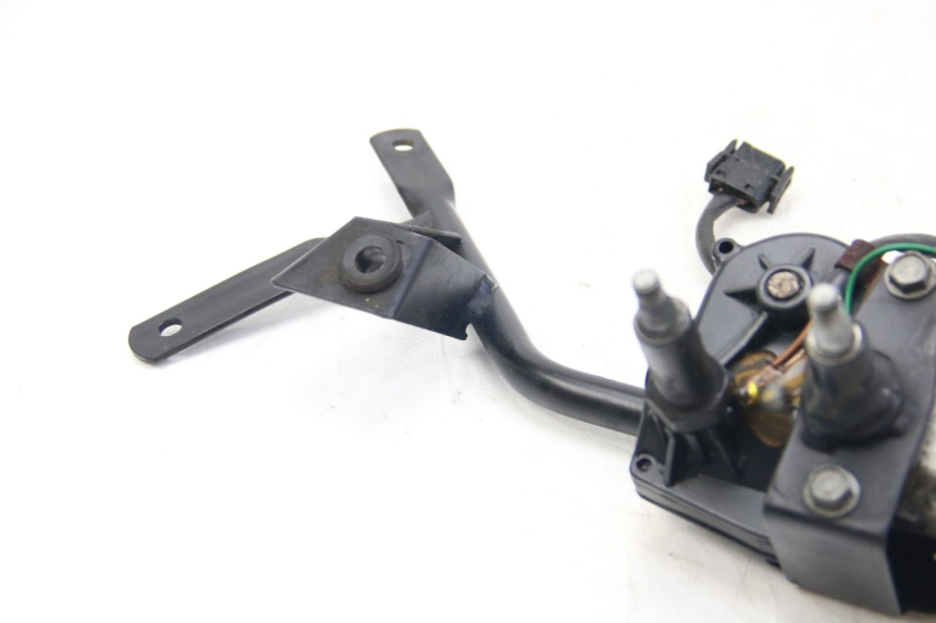 photo de MOTEUR ESSUIE GLACE BMW C1 125 (2000 - 2003)