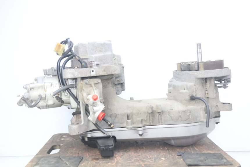 photo de MOTEUR HONDA FES PANTHEON 2T 125 (1998 - 2002)