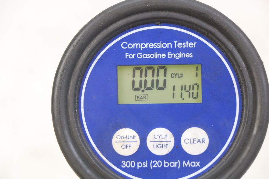 photo de MOTEUR HONDA FES PANTHEON 125 (2003 - 2007) - Angle alternatif