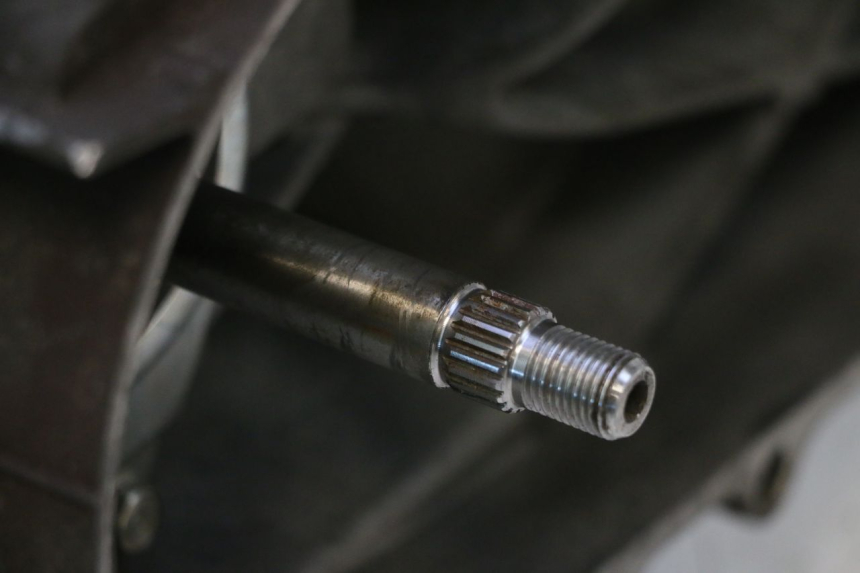 photo de MOTEUR HONDA FES PANTHEON 125 (2003 - 2007) - Aperçu profil