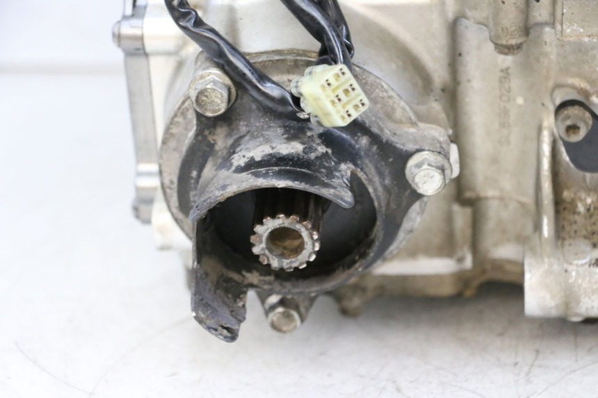 photo de MOTEUR YAMAHA FJR ABS 1300 (2006 - 2012) - Aperçu profil