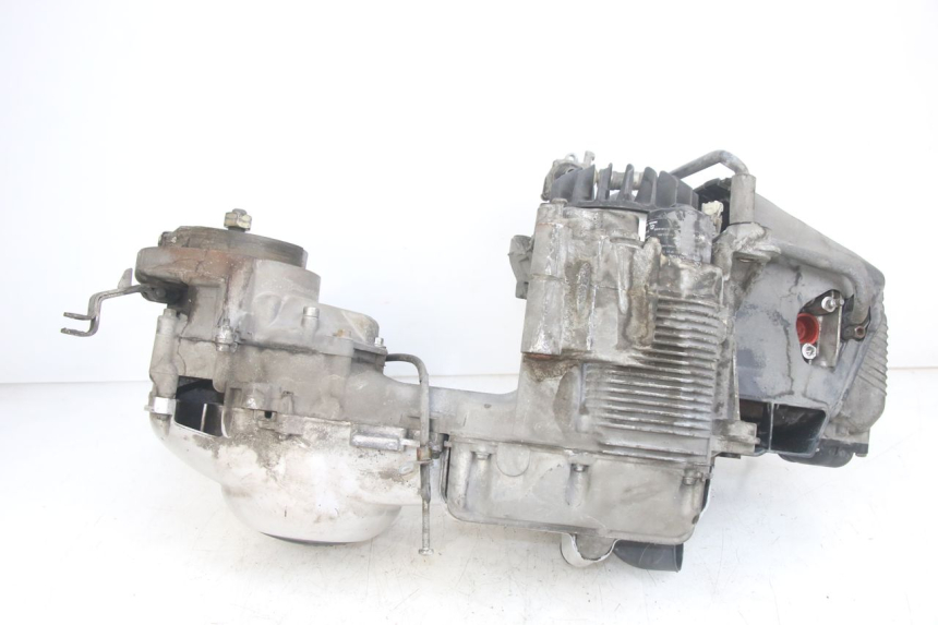 photo de MOTEUR PIAGGIO FLY 125 (2005 - 2012) - Autre angle de vue