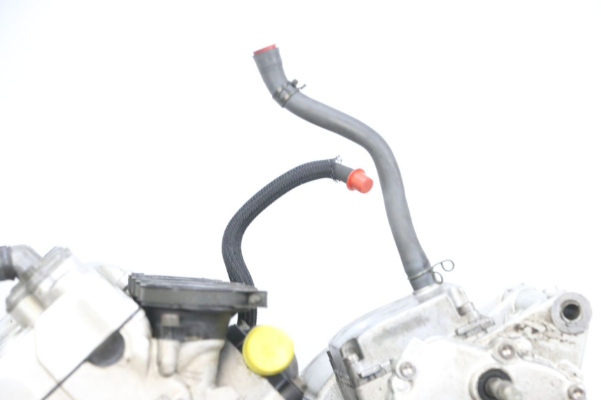 photo de MOTEUR YAMAHA FZ6 N FAZER 600 (2004 - 2006)