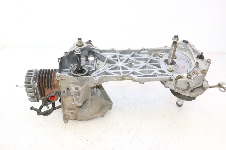 photo de MOTEUR VASTRO GP 2T 50 (2013 - 2017) - Autre angle de vue