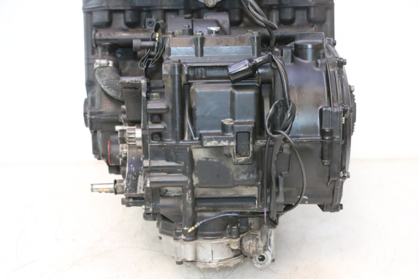 photo de MOTEUR KAWASAKI GPX F ZX750F 750 (1986 - 1990) - Vue d’ensemble