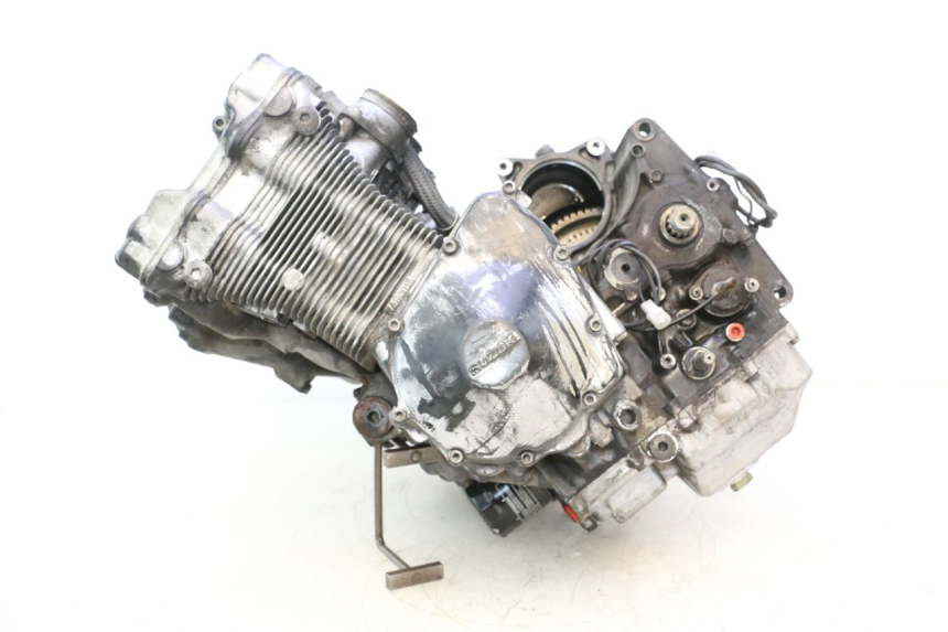 photo de MOTEUR SUZUKI GSX F GSXF 750 (1988 - 1998) - Focus structure