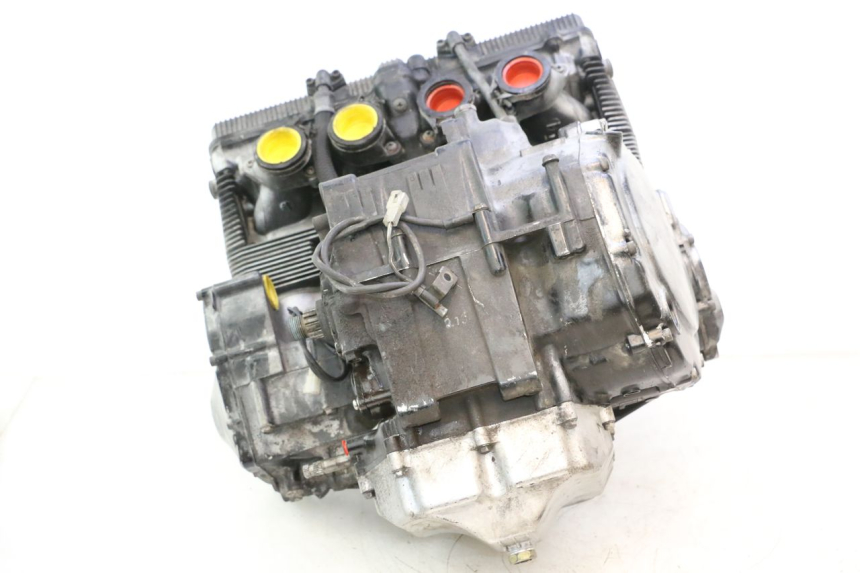 photo de MOTEUR SUZUKI GSX F GSXF 750 (1988 - 1998) - Aperçu profil