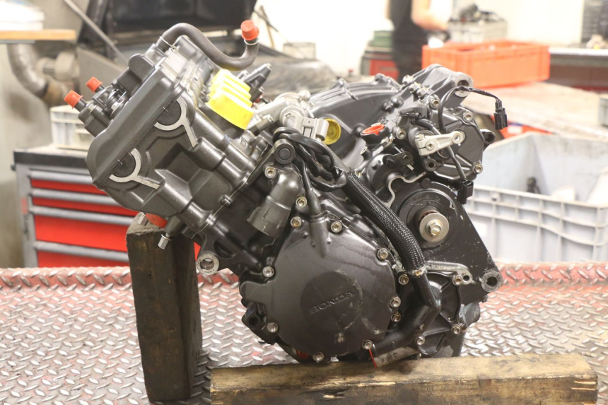 photo de MOTEUR HONDA CB R 1000 (2018 - 2023)