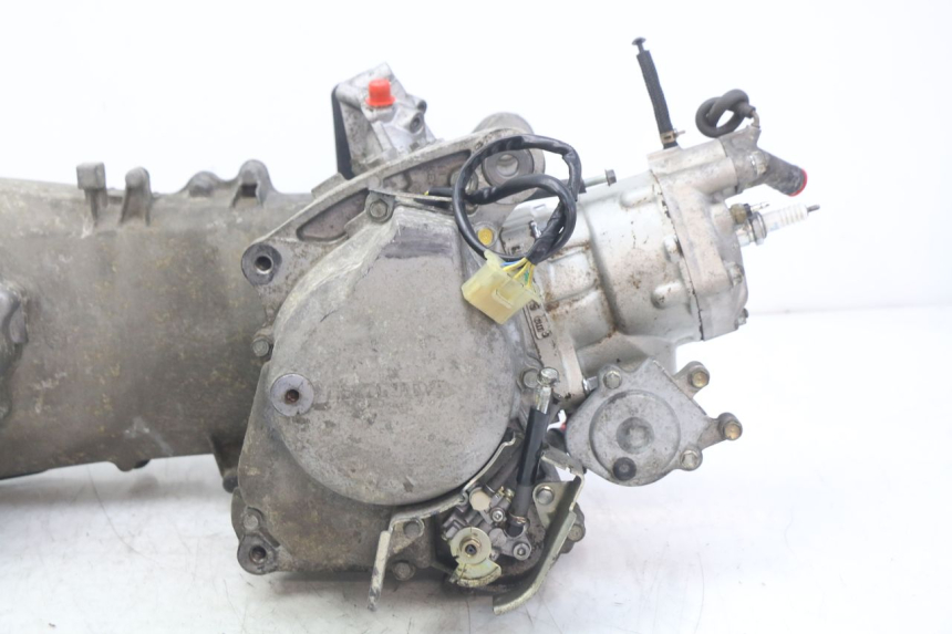 photo de MOTEUR HONDA FES PANTHEON 2T 125 (1998 - 2002)