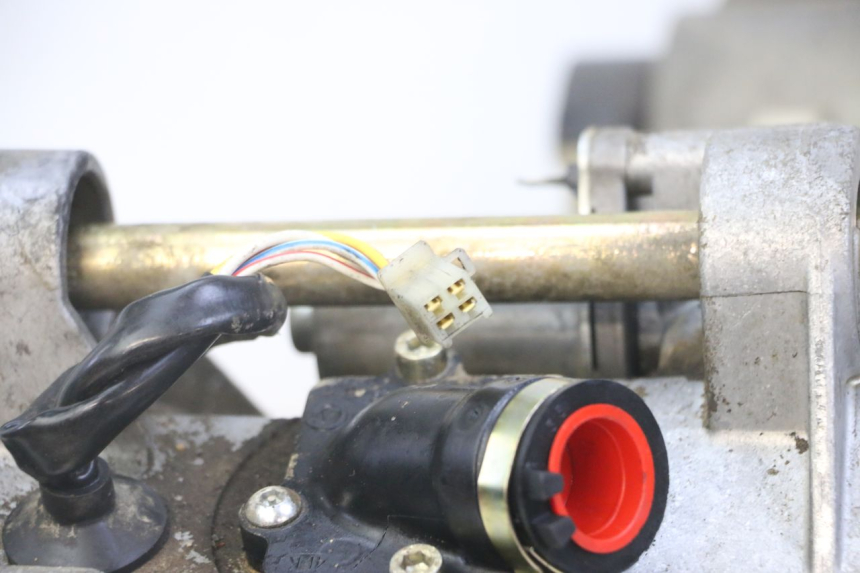 photo de MOTEUR YAMAHA JOG R 50 (2004 - 2014)