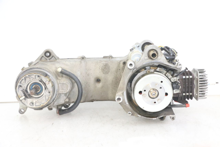 photo de MOTEUR YAMAHA JOG R 50 (2004 - 2014)